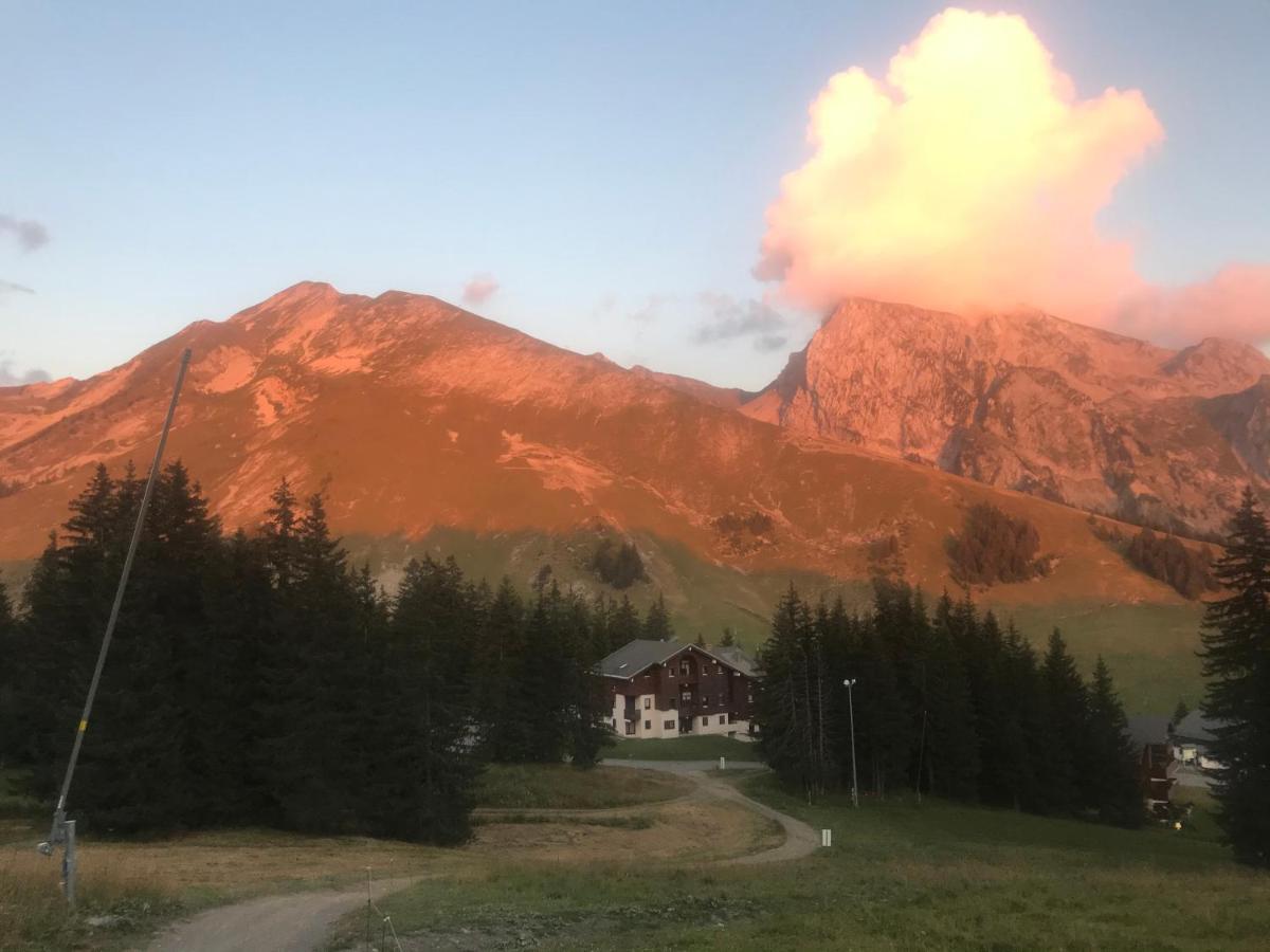 Appartement T2 Col De Merdassier Au Pied Des Pistes Manigod Kültér fotó